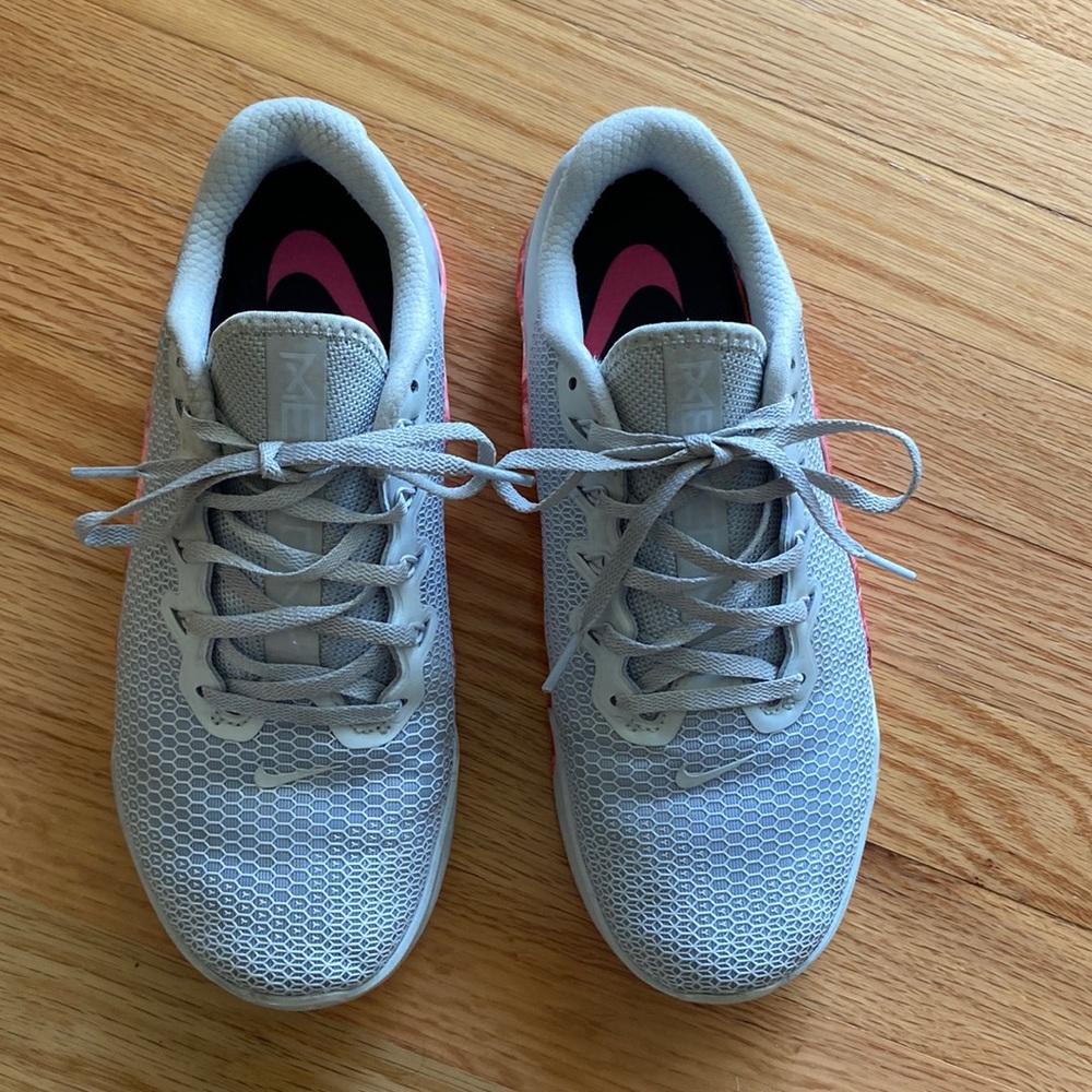 nike metcon 5 size 9